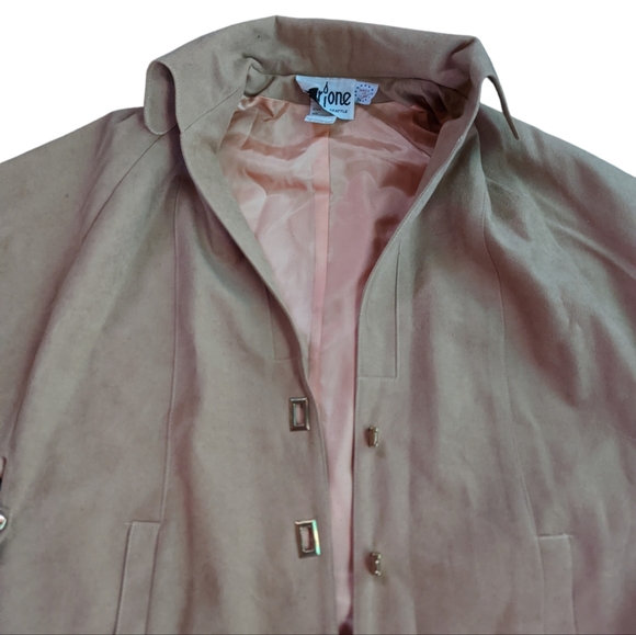 MINT Designer 60’s Marjorie Seattle Faux-Suede Camel Colored Cape Jacket Beige - Picture 4 of 10